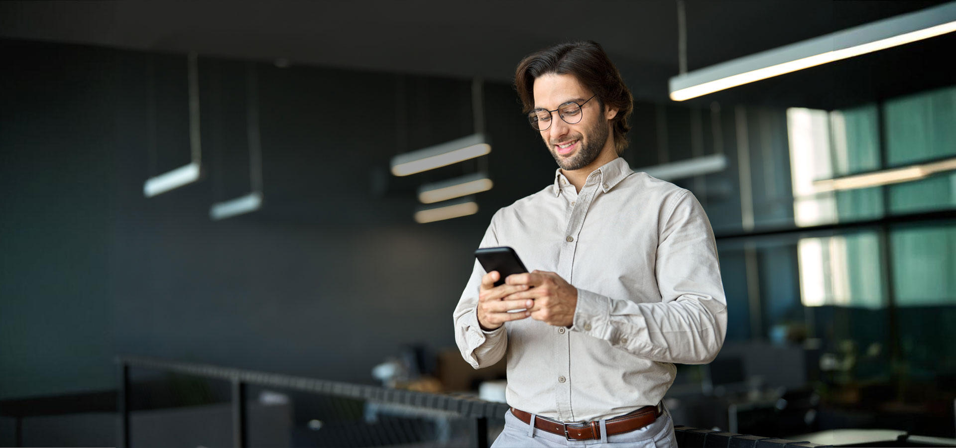 Google Lieferdienst Mann Bestellt Handy Smartphone